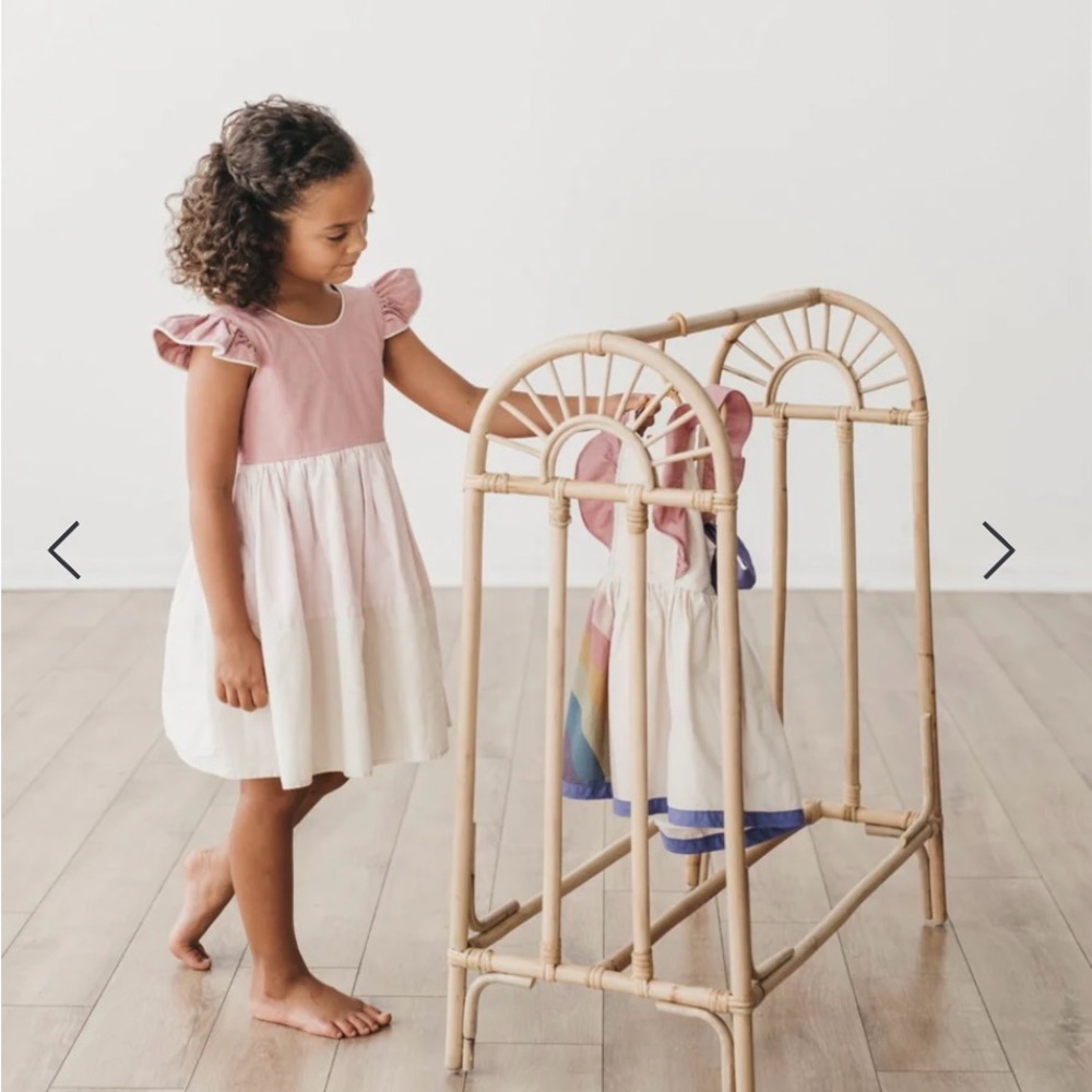 Sunshine Kids Clothing Rack